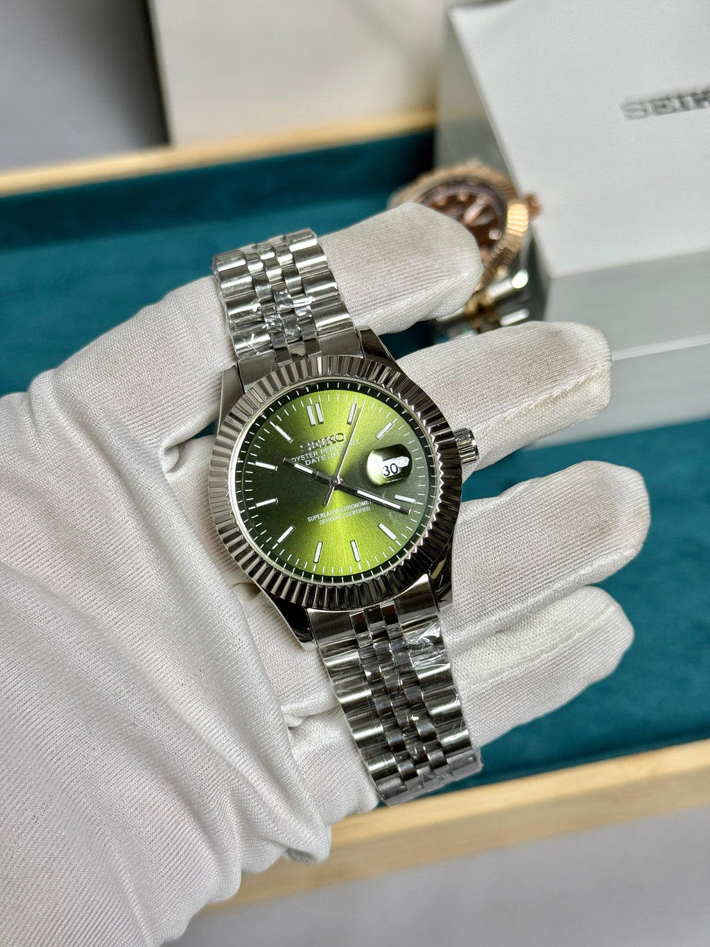 Seiko Date Just Classic Olive Green