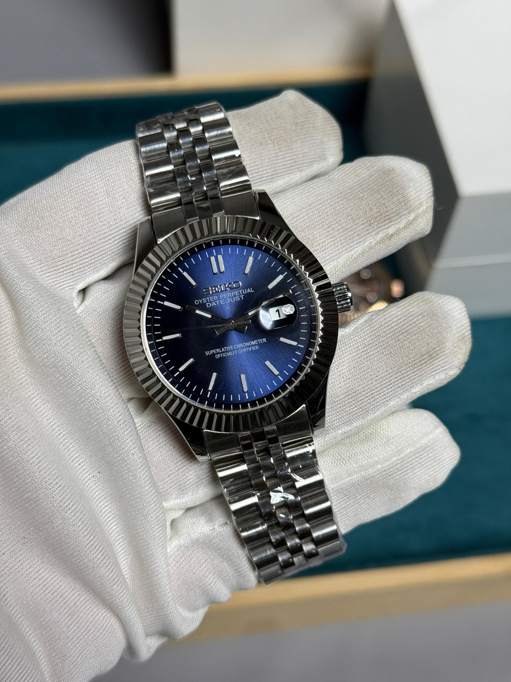 Seiko Date Just Classic Blue