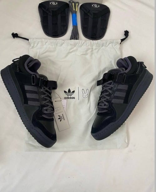 Adidass Bad Bunny Full Black